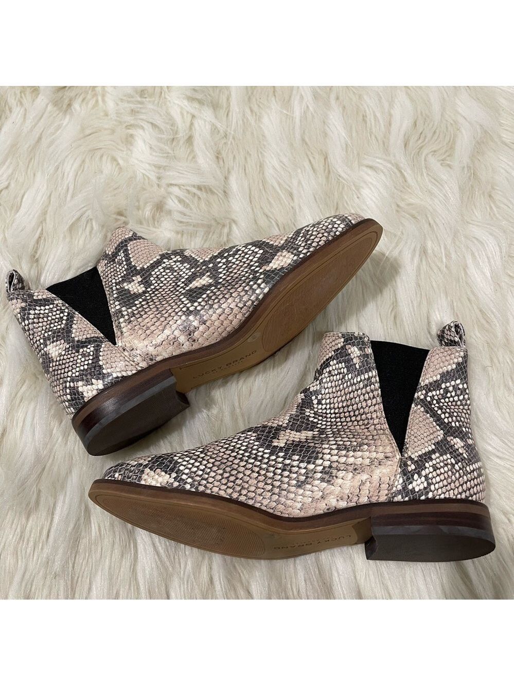 Women’s Lucky Brand Haylia Snake Print Boots 6.5 US! - Picture 9 of 9